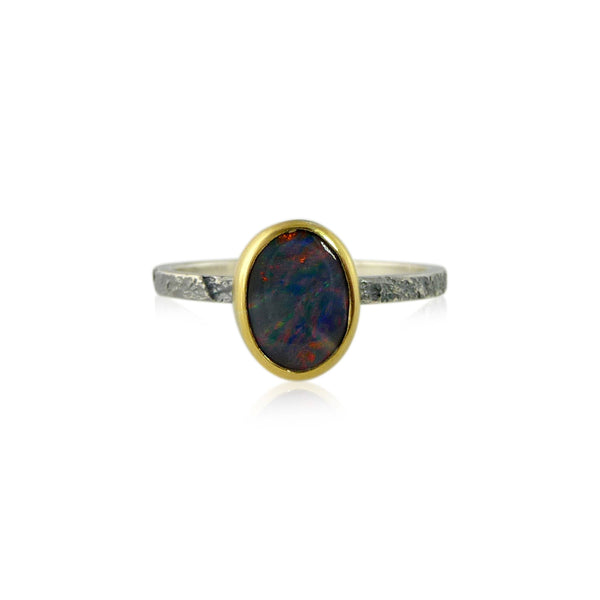 Flat Stacker with 7 x 9 mm stone - opal